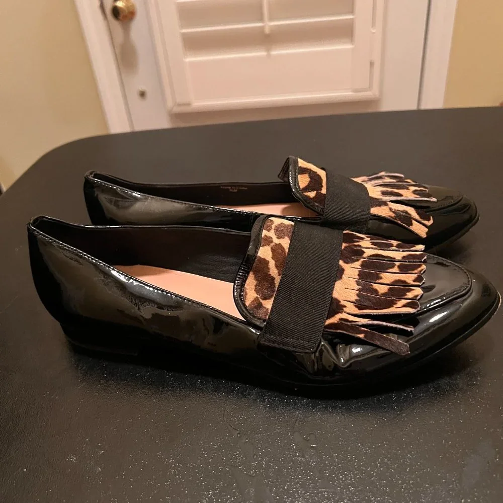 Kate Spade size 8.5  Cayle leopard print fringe patent leather flats